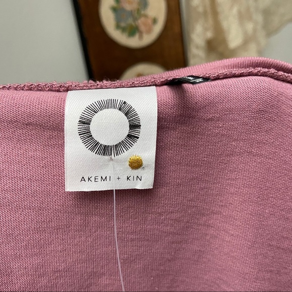 ✨3/$30 Akemi + Kin • Mauve Tunic - Picture 6 of 8